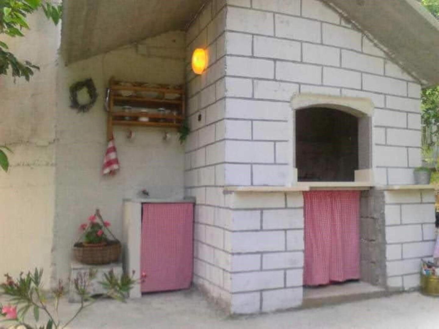 Viki - Seaview & Garden Terrace * Makarska