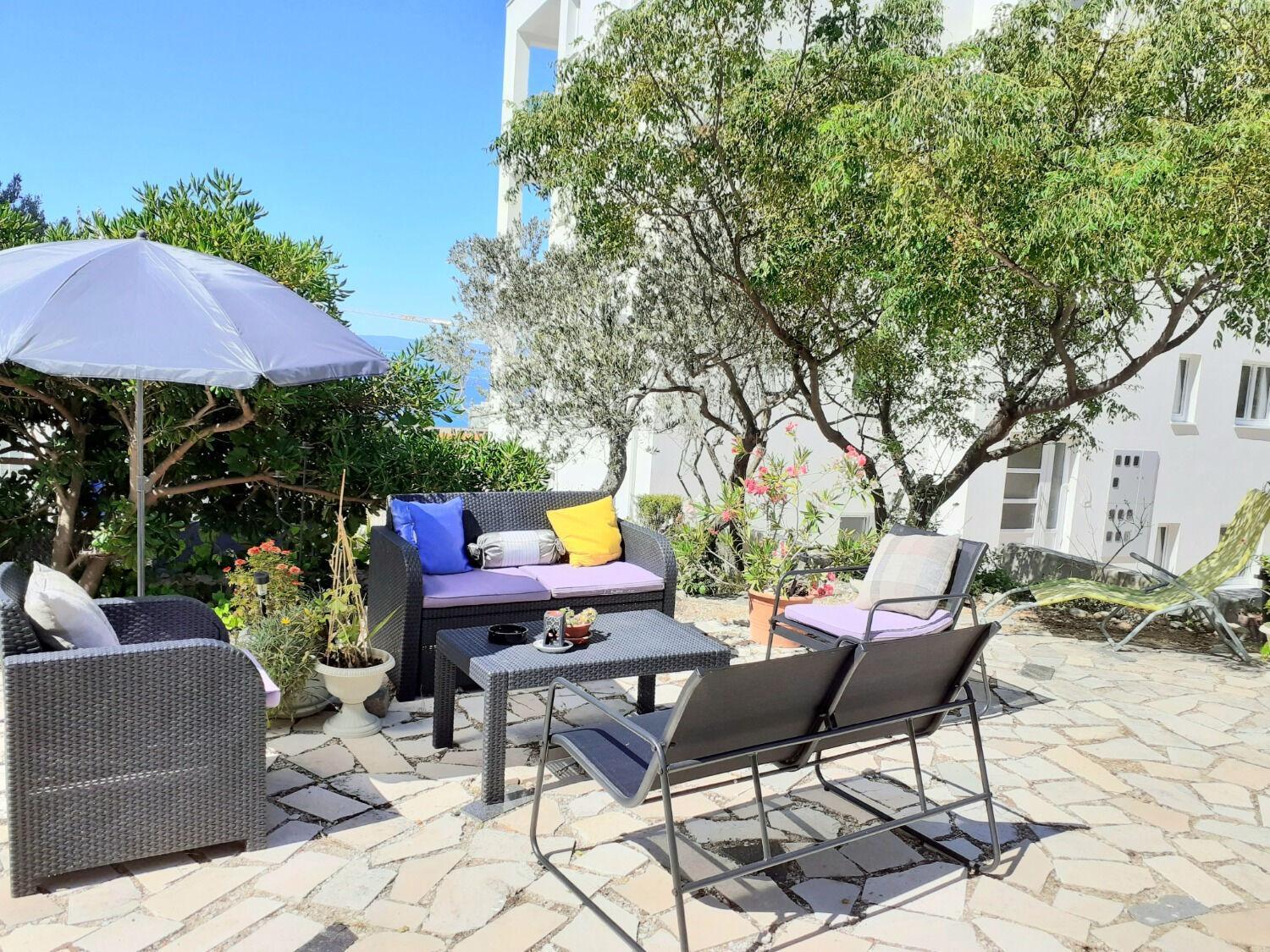 Apartma Viki - Seaview & Garden Terrace Makarska
